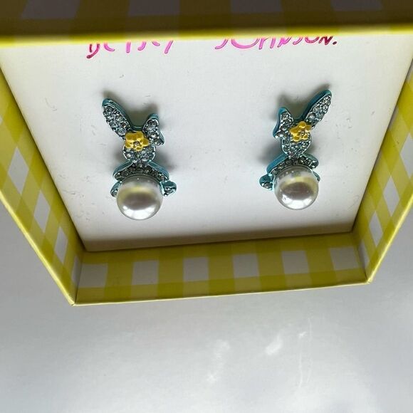 BETSEY JOHNSON Easter Rabbit Bunny Crystal & Pearl Earrings *NWT* - Picture 5 of 10